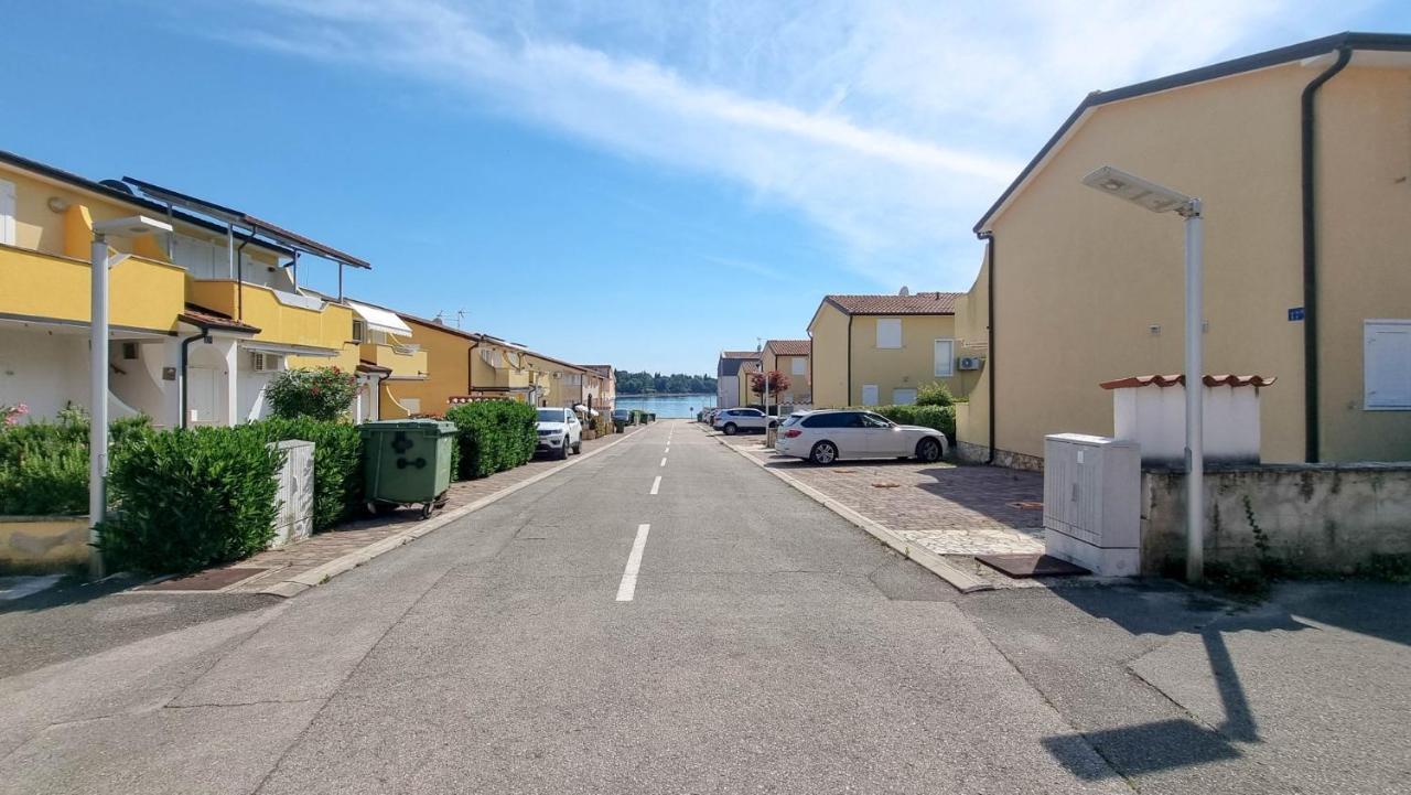 Apartmán Carlo Lovrečica Exteriér fotografie