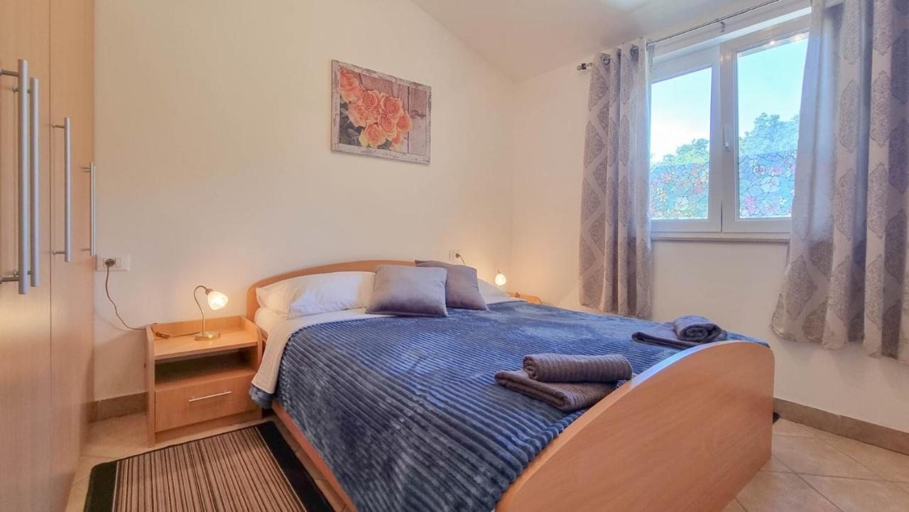 Apartmán Carlo Lovrečica Exteriér fotografie